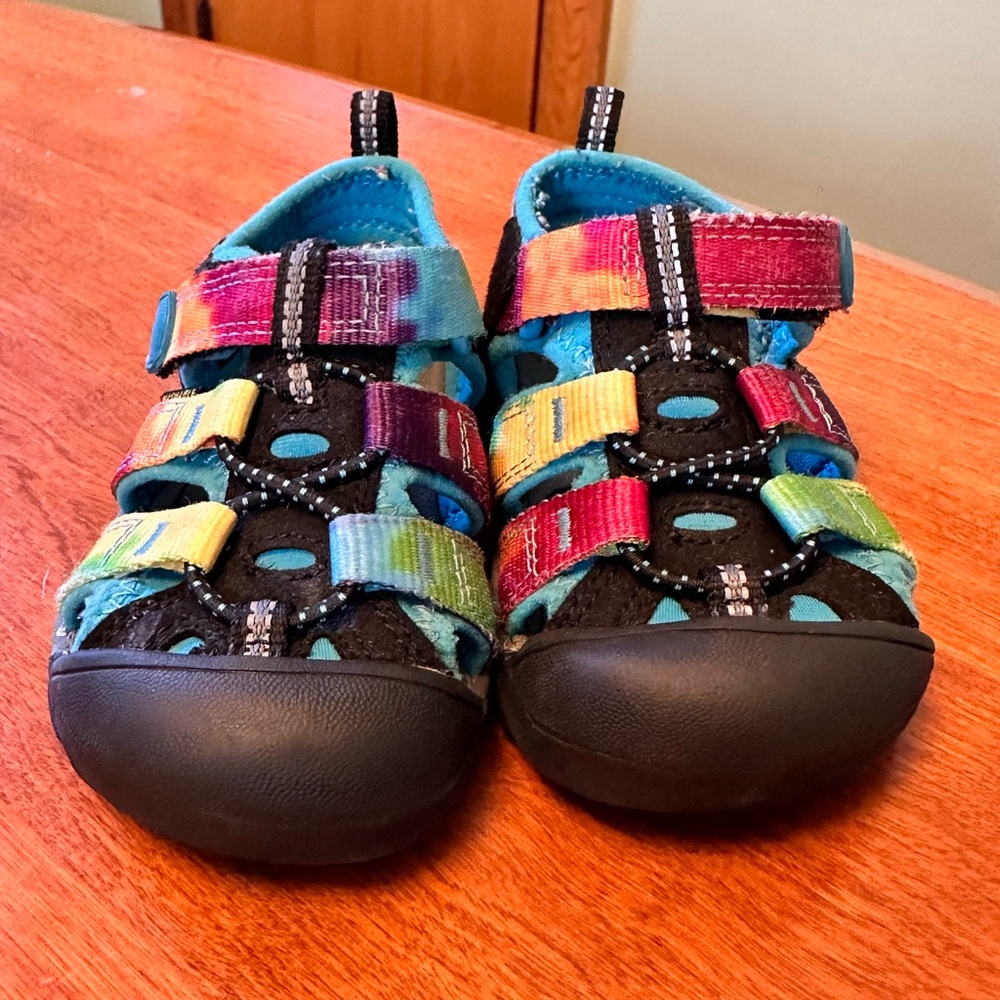 KEEN Newport Retro Original Sandals Shoes kids Rainbow Tie Dye baby size 7